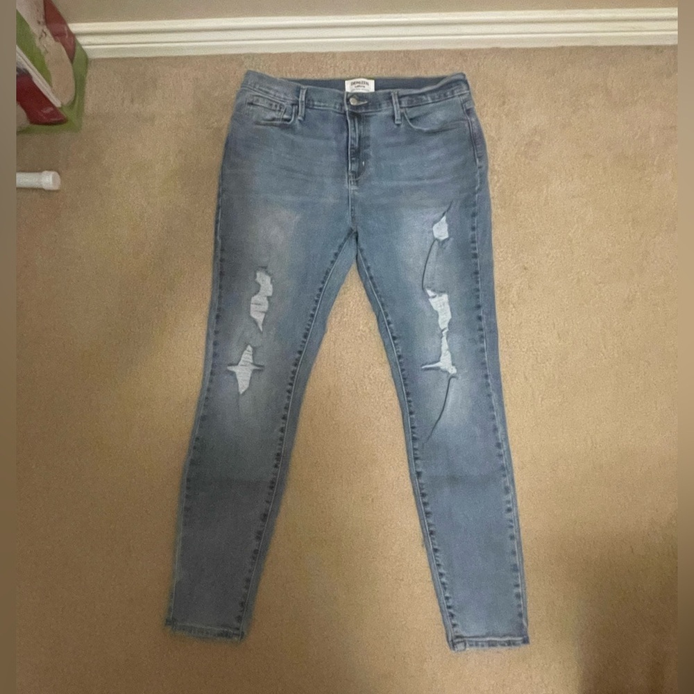 Levi's Light Blue Distressed Jeggings